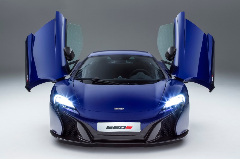 2015-mclaren-650s-cut-front-doors-up